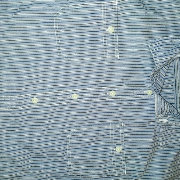 Long sleeve button down shirt - Picture 2 of 4